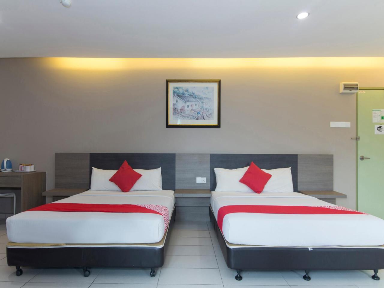 Hotel Suria Malaqa Malacca Esterno foto