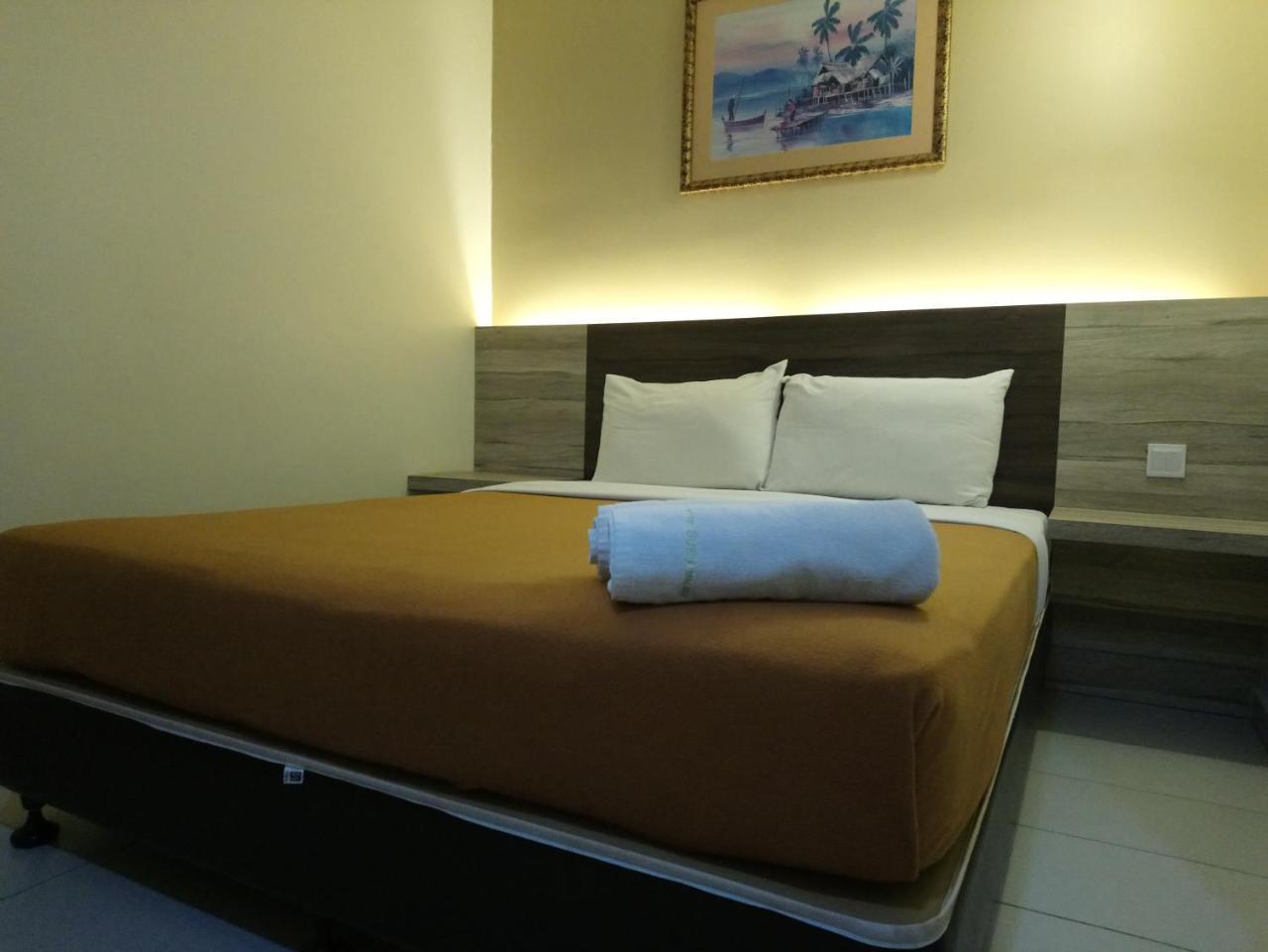 Hotel Suria Malaqa Malacca Esterno foto